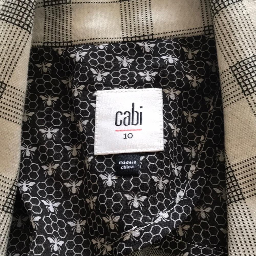 Cabi - Picture 3 of 4